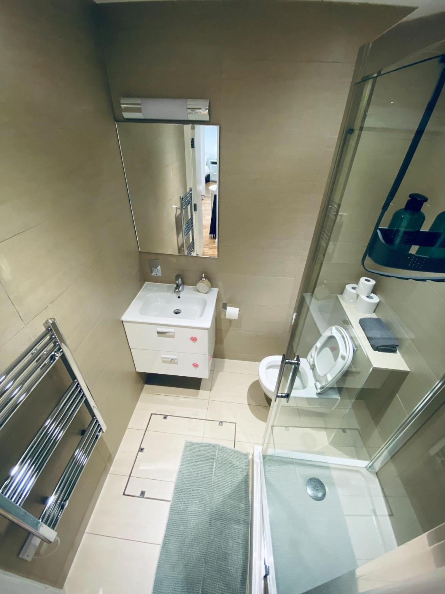 2 Bedroom Flat - 2 Bath - 15 Min Camden Town London Kültér fotó